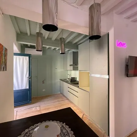 Casa Ophelia Pietrasanta